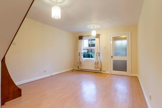 29, Bryncelyn, Swansea photo 3