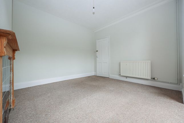 13, Queens Crescent, Lincoln photo 4