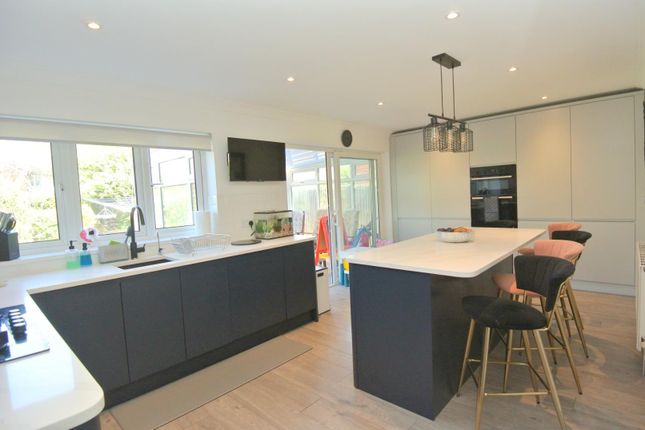 71a, Fordbridge Road, Ashford photo 3