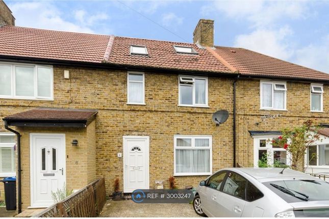 Easby Crescent, Morden photo 5