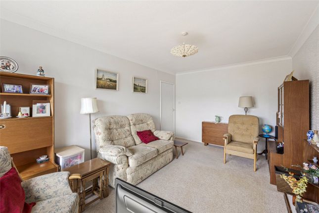 30, Test Road, Lancing photo 4