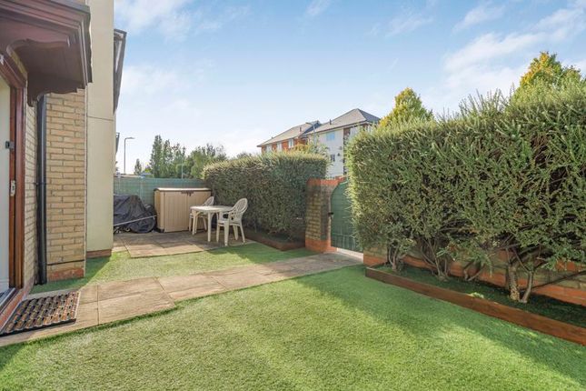 21, Kelling Way, Milton Keynes photo 4