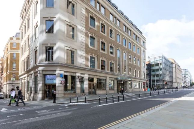 Office to let in Cannon Street, London