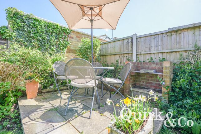 Thumbnail Bungalow for sale in Chapman Road, Canvey Island
