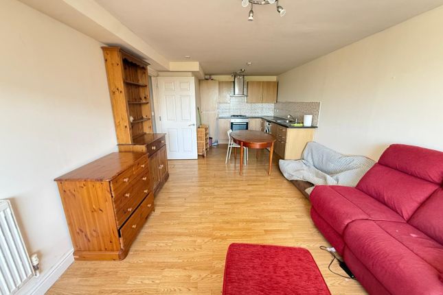 19 Padda Court, Northolt Road, Greater London photo 2