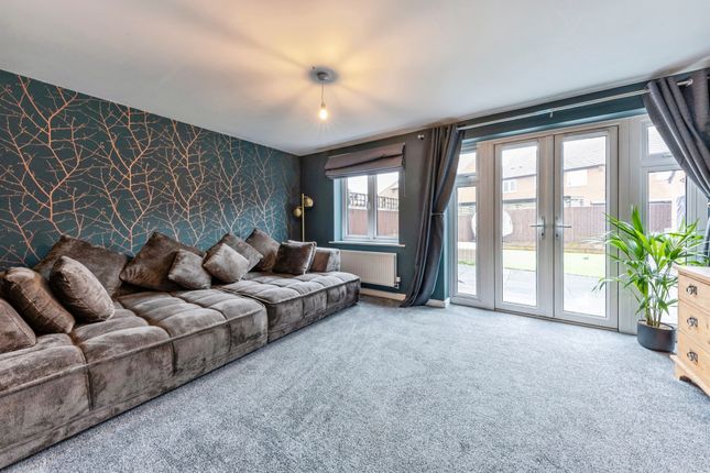10, Flaxley Lane, Newark photo 3