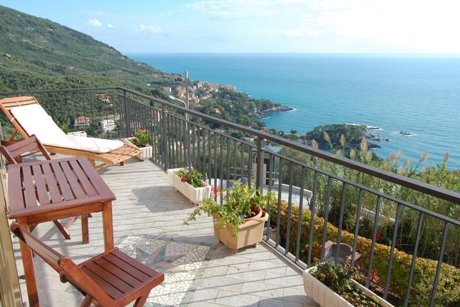 Villa for sale in Lerici, La Spezia, Liguria, Italy