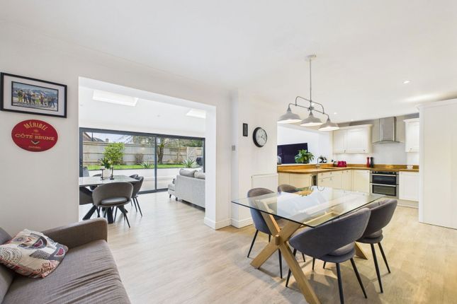 Nutfield, 28b Haybarn Drive, Horsham photo 4