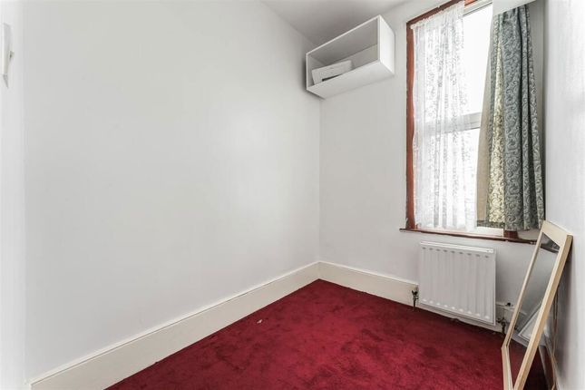 329, High Street North, London photo 4