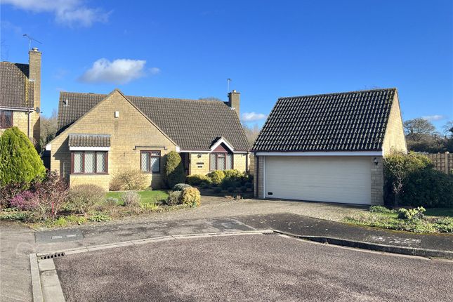Bungalow for sale in The Cursus, Lechlade, Gloucestershire