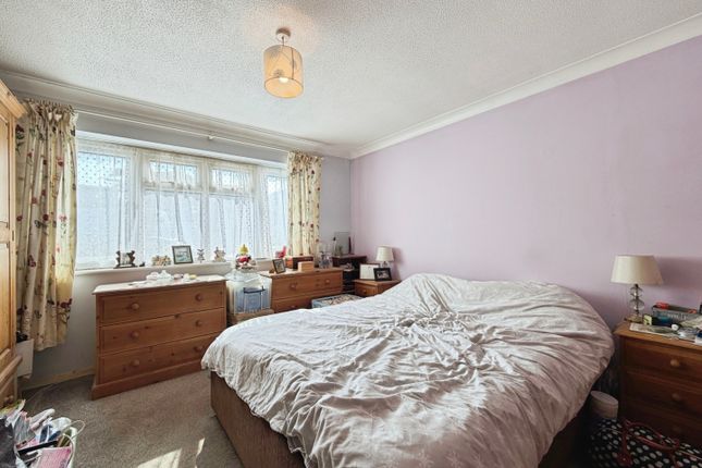 14, Coast Drive, New Romney photo 3
