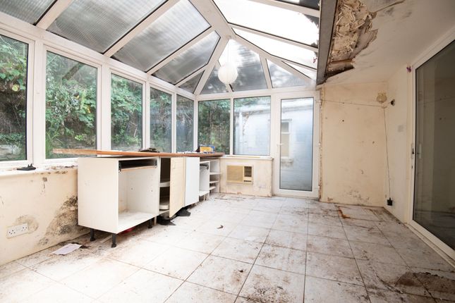 149 Doddington Road, Wellingborough photo 4