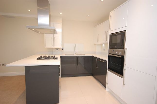 Flat for sale in Victoria Close, Rickmansworth