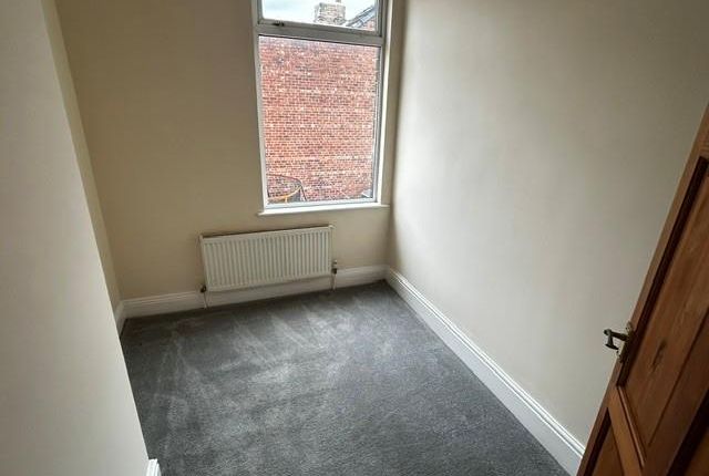 212, Wath Road, Mexborough photo 5