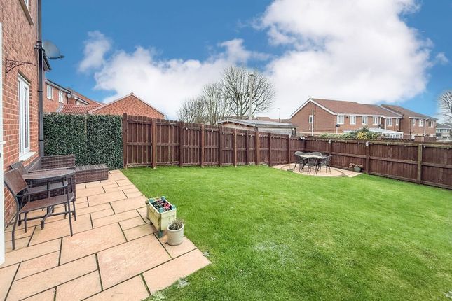 19 Bowes Gardens, Gateshead photo 4