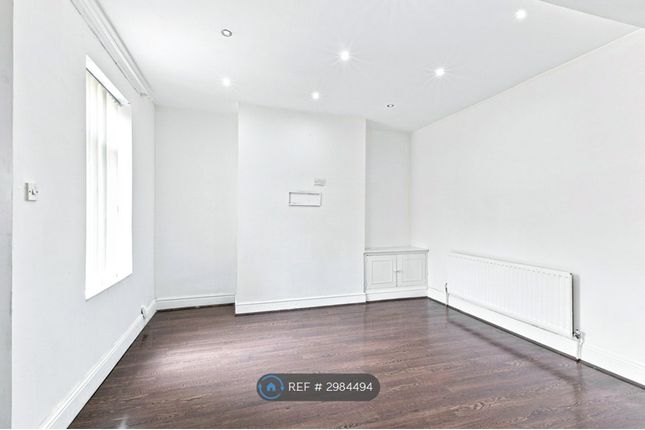 Brownhill Avenue, Leeds photo 3