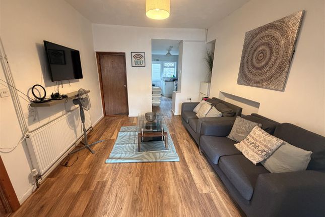 343, Neath Road, Swansea photo 2