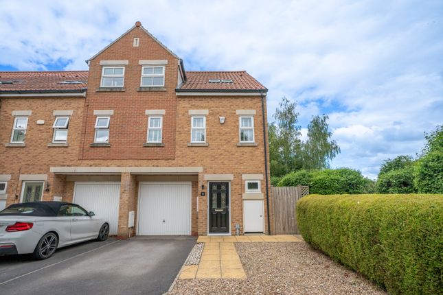11Woodlandmews2