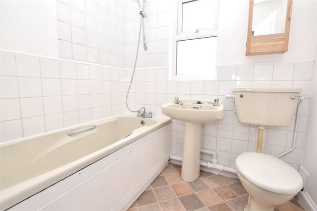 18, Tighfield Walk, Chelmsford photo 4
