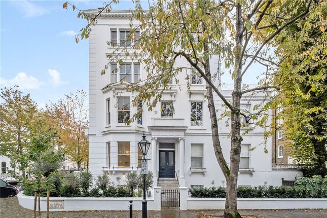 Maisonette for sale in Palace Gardens Terrace, Kensington, London