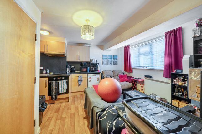 Flat 2, 248, London Road, Oxford photo 4