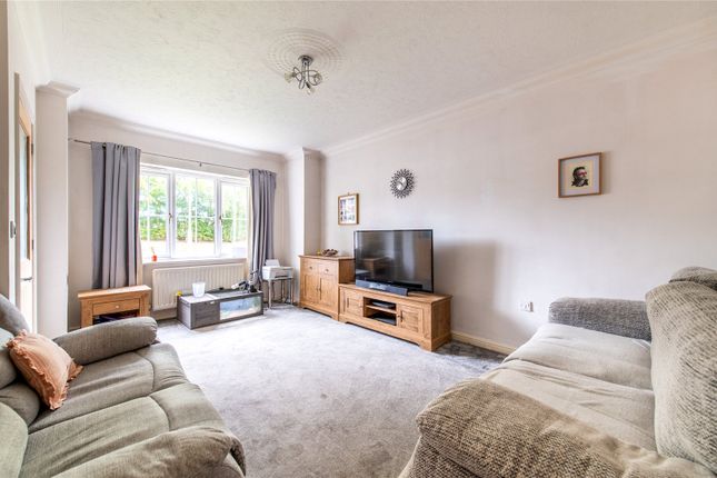 45, Randle Way, Sittingbourne photo 2