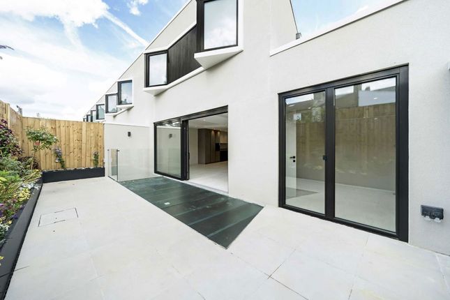 Thumbnail Property for sale in Rigeley Road, London