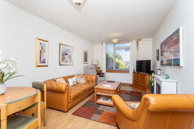 129, John Street, Penicuik photo 2