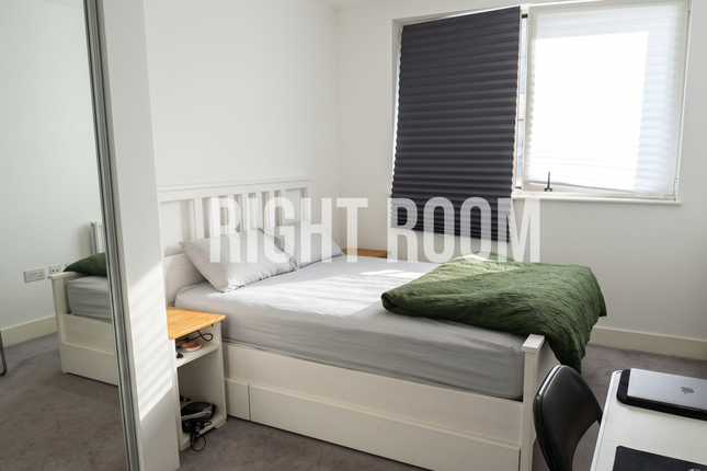 47 Doniford House, Southall photo 4