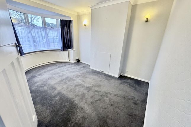 46, Stanhope Park Road, Middlesex photo 4