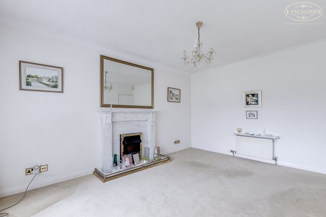 3, Arran Close, Bolton photo 3