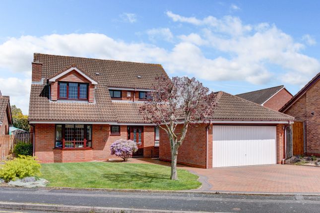 Thumbnail Detached house for sale in Grandborough Drive, Solihull