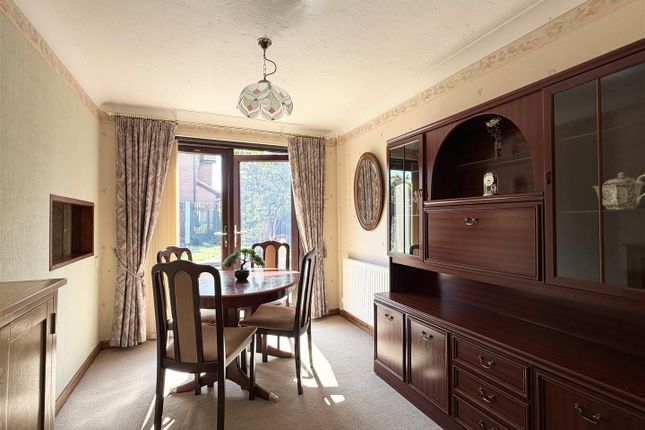23, Wyedean Rise, Hereford photo 5