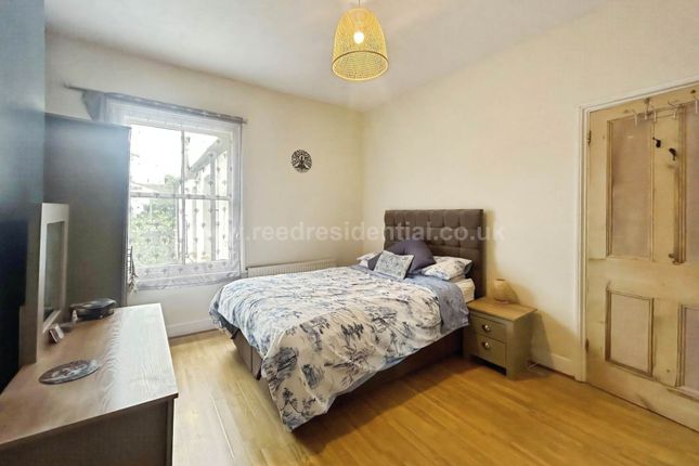 32a, Argyll Road, Westcliff On Sea photo 3