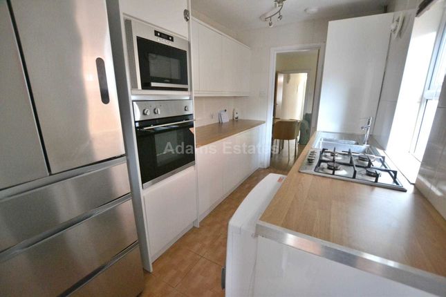 Clarendon Road, Reading photo 3