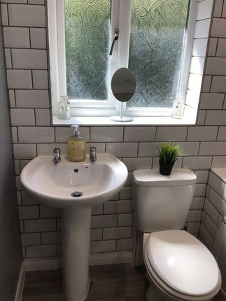 Thumbnail Property to rent in St. Maddocks Close, Brackla, Bridgend
