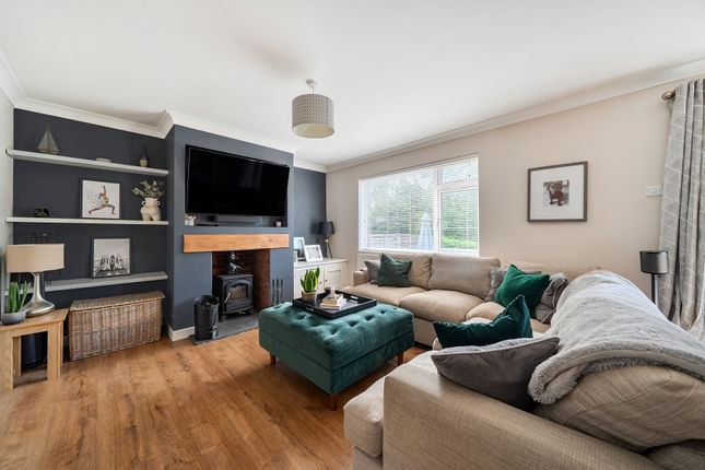 72, Marling Crescent, Gloucestershire photo 2