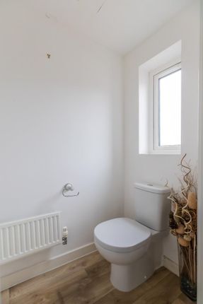 21, Boyce Way, Cardiff photo 4