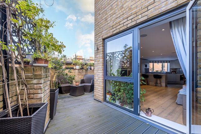 17, Ashburnham Mews, London photo 4