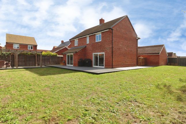 Orchard Way, Chelmsford photo 2