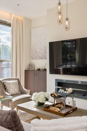 Flat for sale in 1A St Johns Wood Park, London