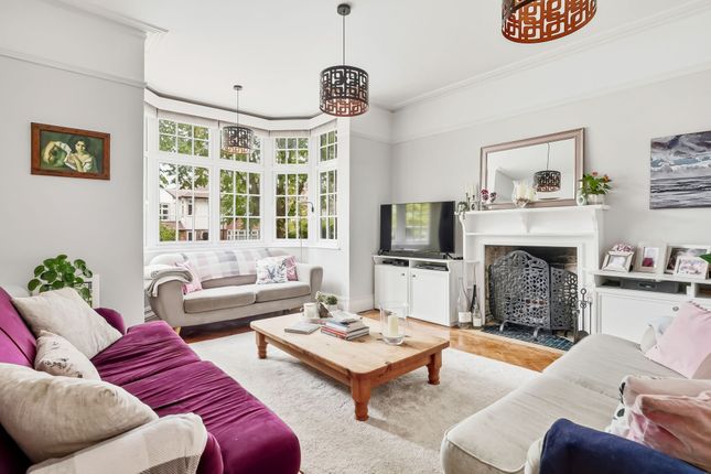 18 Cecil Road, Sutton photo 2