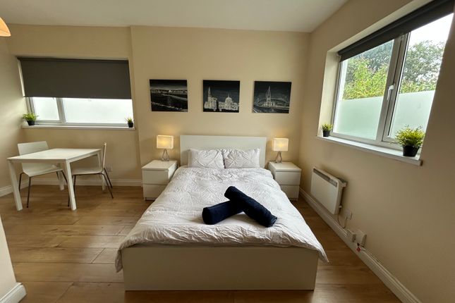 Flat A 223, Newport Road, Cardiff photo 2
