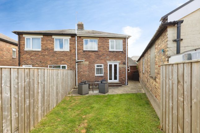 2, Scott Avenue, Cramlington photo 2