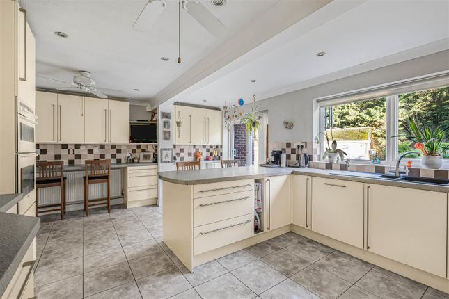 31, Moulton Avenue, Kentford photo 3