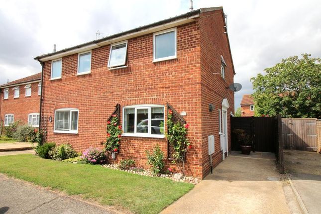 Thumbnail Semi-detached house for sale in Lapwing Road, Luton, Bedfordshire