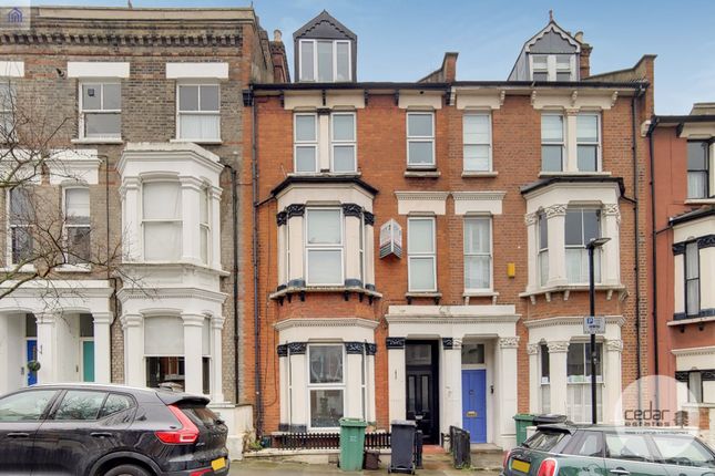Thumbnail Flat to rent in Cotleigh Road, London
