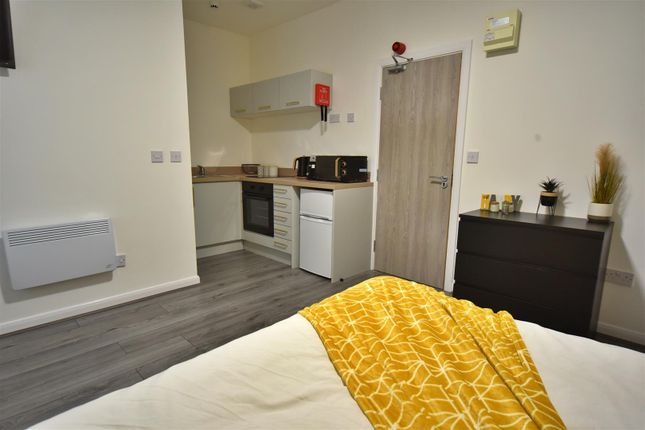 Room 2, 165, Albert Road, Middlesbrough photo 4