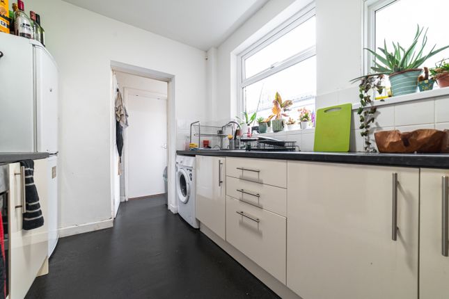 (RG) 65, May Street, Cardiff photo 4