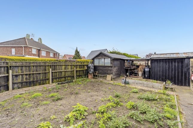 Detached bungalow for sale in Hykeham Road, Lincoln, Lincolnshire